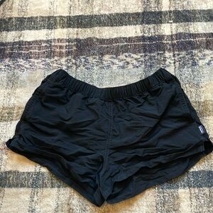 Patagonia Barely Baggies shorts, Size S